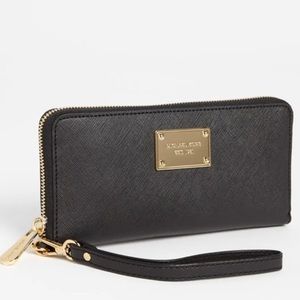 Michael Kors Black Wallet/Wristlet